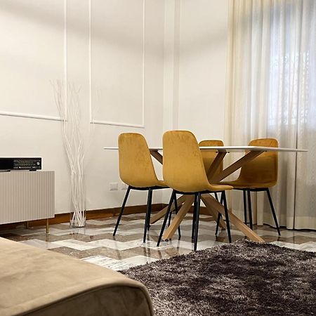 Gelsi Apartment - Roma Metro C Eksteriør bilde